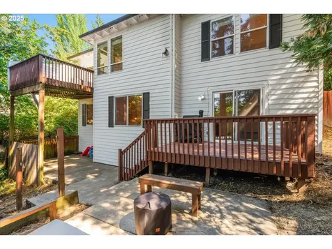 9174 SW Waverly Drive Portland OR 97224