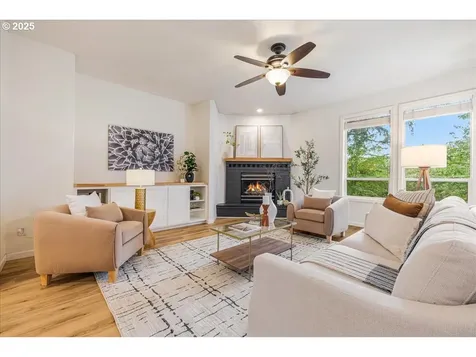 9174 SW Waverly Drive Portland OR 97224