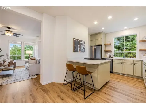 9174 SW Waverly Drive Portland OR 97224
