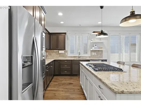 462 Turnberry Avenue Woodburn OR 97071