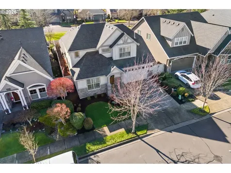 462 Turnberry Avenue Woodburn OR 97071