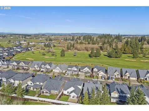 462 Turnberry Avenue Woodburn OR 97071