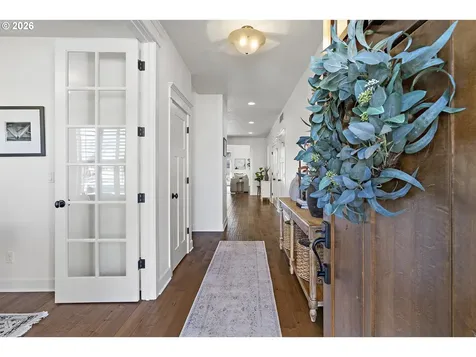 462 Turnberry Avenue Woodburn OR 97071