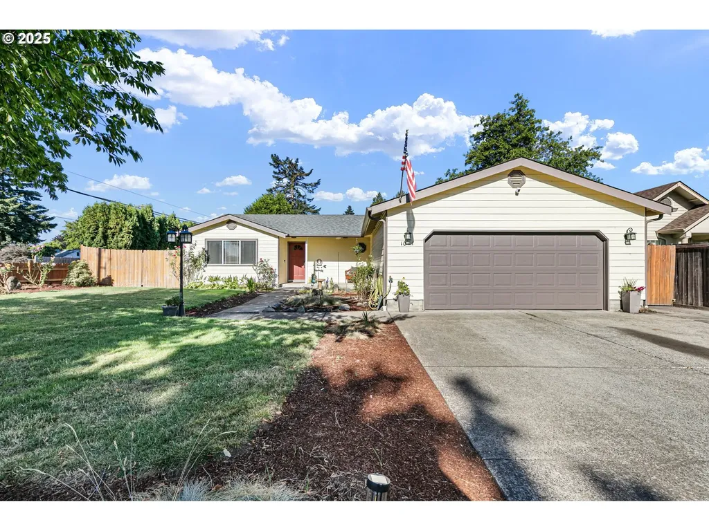 1011 Rose Street Junction City OR 97448
