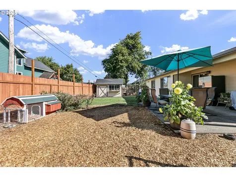 1011 Rose Street Junction City OR 97448