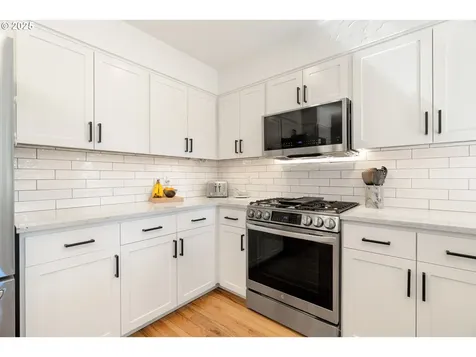 30946 SW River Lane Road West Linn OR 97068