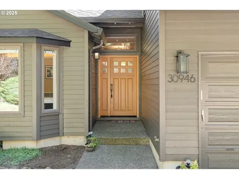 30946 SW River Lane Road West Linn OR 97068