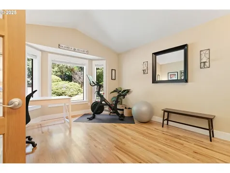 30946 SW River Lane Road West Linn OR 97068