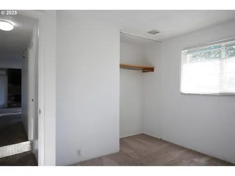 3803 Peppertree Drive Eugene OR 97402