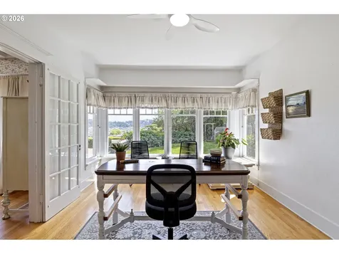 525 Park Avenue Coos Bay OR 97420