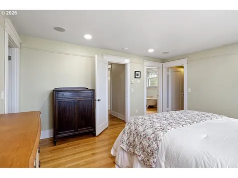 525 Park Avenue Coos Bay OR 97420