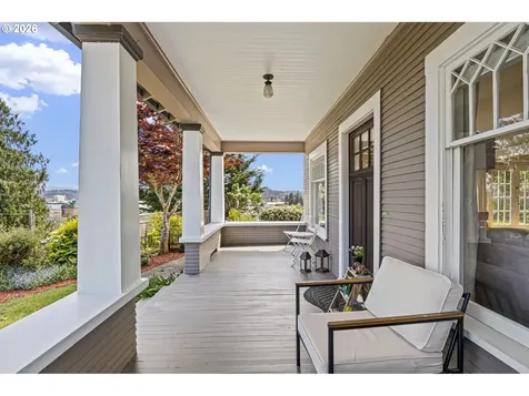 525 Park Avenue Coos Bay OR 97420
