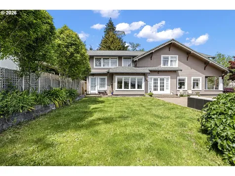 525 Park Avenue Coos Bay OR 97420