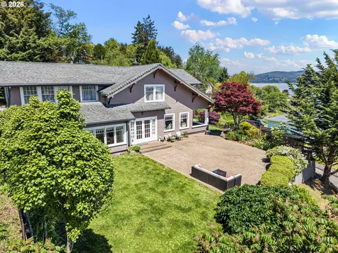 525 Park Avenue Coos Bay OR 97420