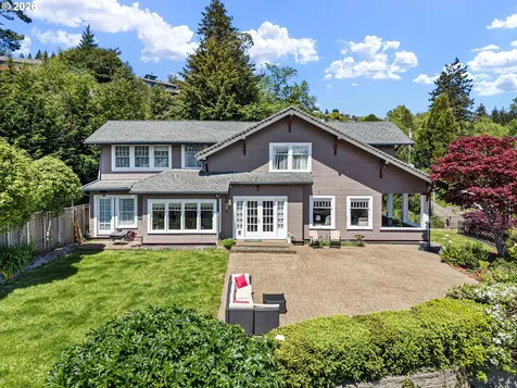 525 Park Avenue Coos Bay OR 97420