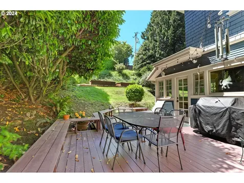 2514 NW Westover Road Portland OR 97210