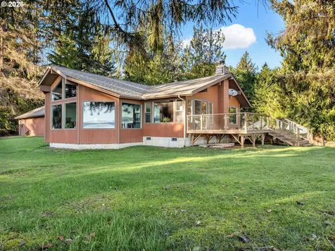 556 State Route 401 Naselle WA 98638