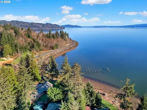 556 State Route 401 Naselle WA 98638