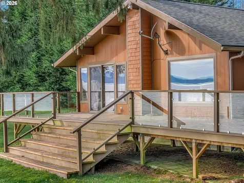 556 State Route 401 Naselle WA 98638