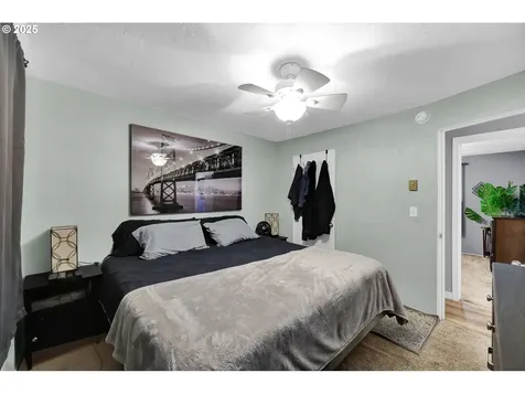 1756 10th Street Springfield OR 97477
