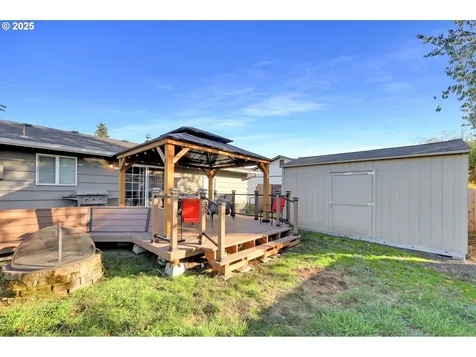 1756 10th Street Springfield OR 97477