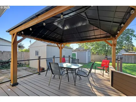 1756 10th Street Springfield OR 97477