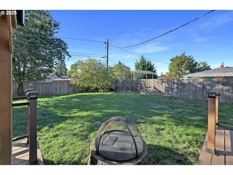 1756 10th Street Springfield OR 97477