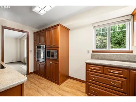 5919 NW Garfield Avenue Vancouver WA 98663