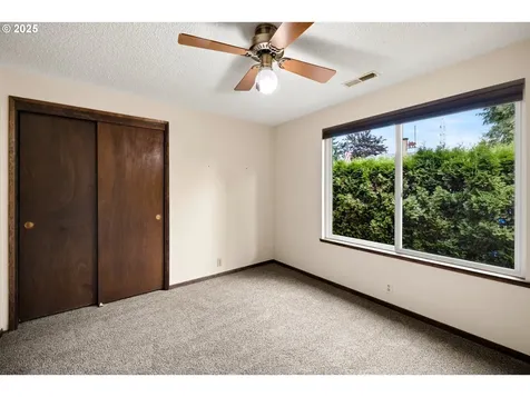 5919 NW Garfield Avenue Vancouver WA 98663