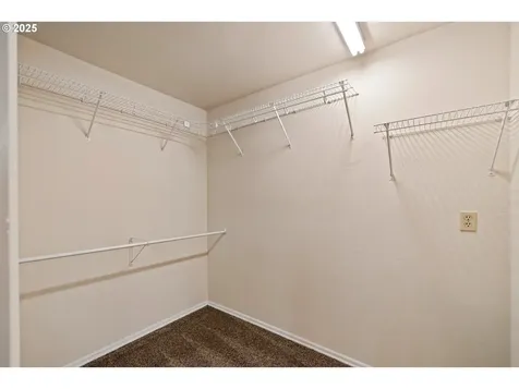 5919 NW Garfield Avenue Vancouver WA 98663