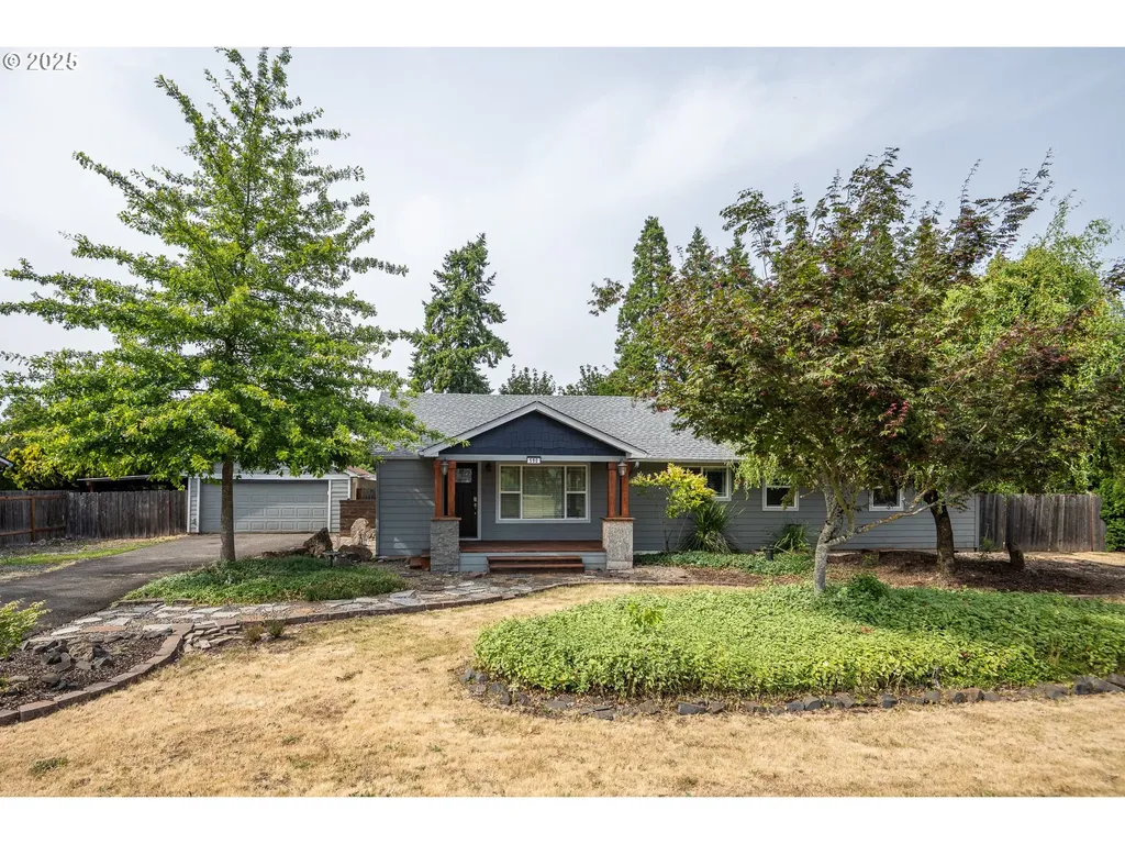 590 Colonial Drive Springfield OR 97477