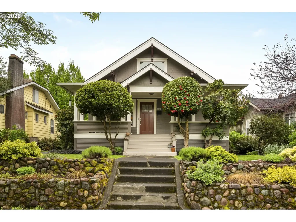 3825 N Longview Avenue Portland OR 97227