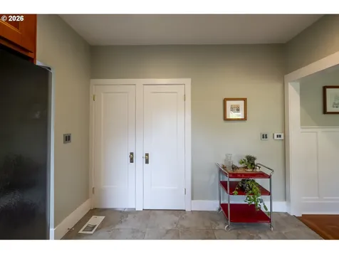 3825 N Longview Avenue Portland OR 97227