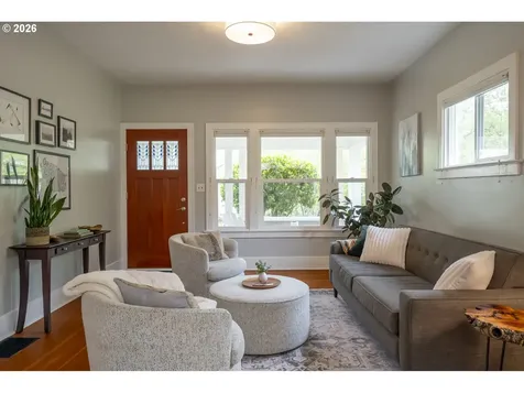 3825 N Longview Avenue Portland OR 97227