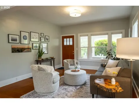 3825 N Longview Avenue Portland OR 97227