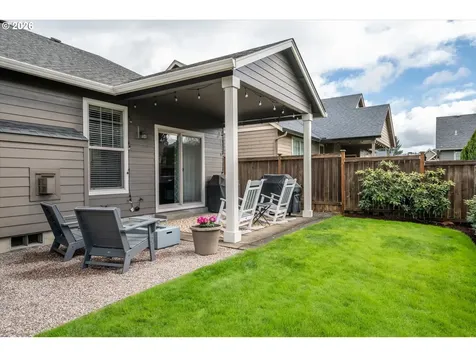 4155 Stellar Way Springfield OR 97478