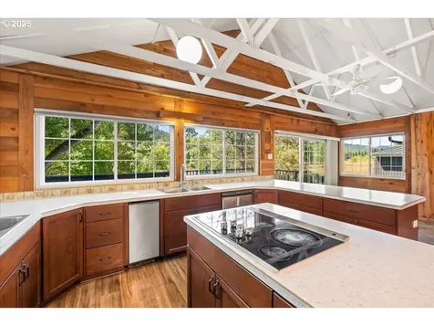 16780 SW Muddy Valley Road Mcminnville OR 97128