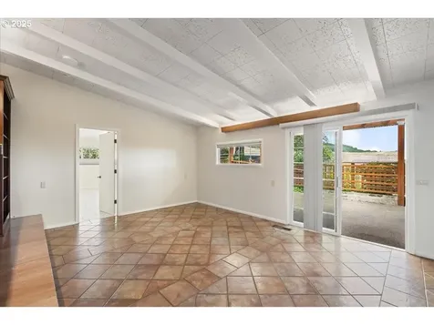16780 SW Muddy Valley Road Mcminnville OR 97128