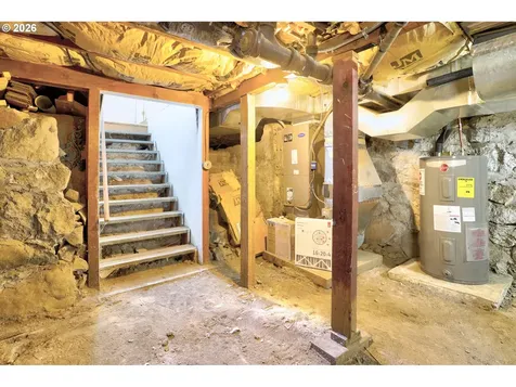 318 E 13th Street The Dalles OR 97058
