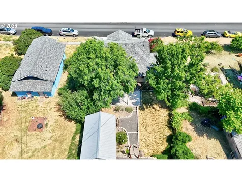 318 E 13th Street The Dalles OR 97058