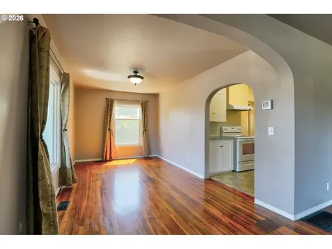 318 E 13th Street The Dalles OR 97058