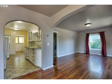 318 E 13th Street The Dalles OR 97058