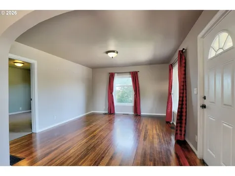 318 E 13th Street The Dalles OR 97058
