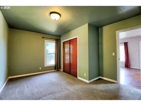 318 E 13th Street The Dalles OR 97058
