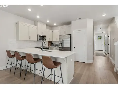 2414 SE Maybrook Lane Milwaukie OR 97222
