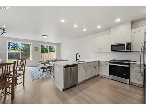 2414 SE Maybrook Lane Milwaukie OR 97222