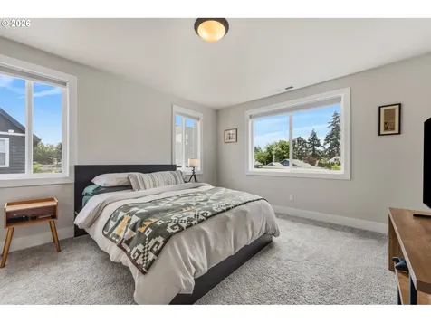 2414 SE Maybrook Lane Milwaukie OR 97222