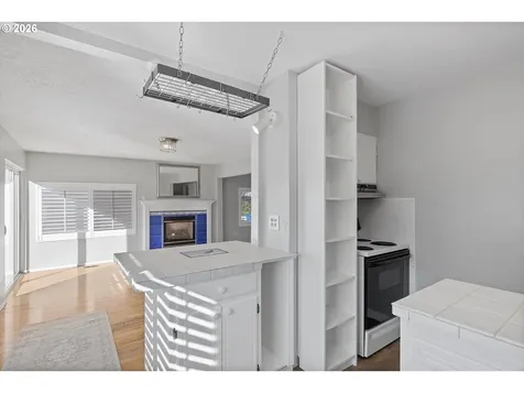 860 SW 10th Street Lincoln City OR 97367