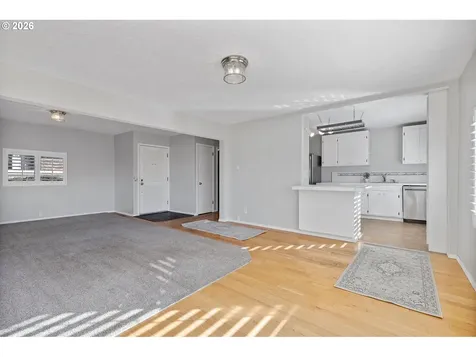 860 SW 10th Street Lincoln City OR 97367