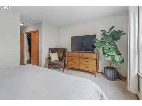 3724 NE Grand Avenue Portland OR 97212